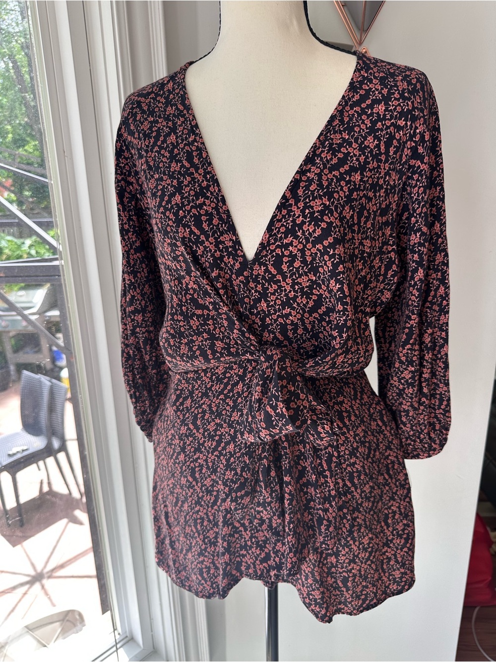 FREE PEOPLE Floral Faux-Wrap Mini Long Sleeve V-Neck Dress Boho Black Pink Sz XS